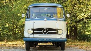 Mercedes-Benz O 319: помесь современного кемпера с классическим микроавтобусом