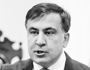 Саакашвили попросил у Меркель помощи против Порошенко