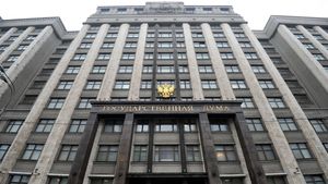 Зарплаты депутатов Госдумы предложено понизить до прожиточного минимума