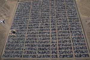 300000 тысяч дизельных Volkswagen и Audi ожидают в пустыне своей очереди на утилизацию