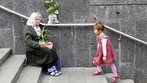 Взрослые украинцы должны платить алименты своим пожилым родителям