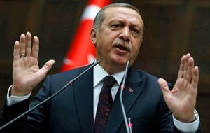 Истерика Эрдогана не утихает: президент Турции продолжает оскорблять США