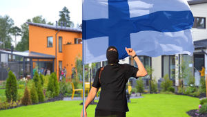 Толерантный маразм по-фински: власти Суоми пытаются задобрить приехавших к ним игиловцев бесплатными квартирами