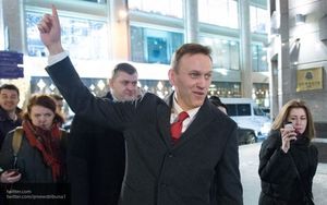 Навальный избавляется от сторонников в приморском штабе.