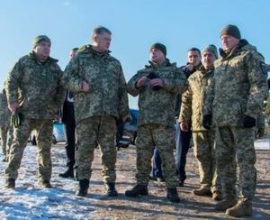 Погребинский: введя военное положение, Порошенко совершил роковую ошибку.