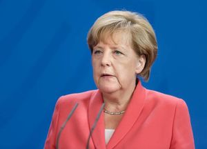 Меркель вновь вмешалась в конфликт России и Украины