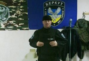 «Найем ответит за все, когда мы вернемся в Киев»: экс-сотрудник «Беркута» советует депутату бежать с Украины