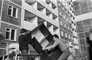 Сколько лет в СССР нужно было копить на 2-х комнатную квартиру?