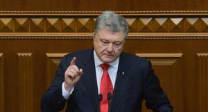 Порошенко собрался вернуть Крым и Донбасс