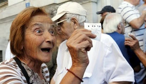 Михаил Делягин. Франция, Польша и Италия снижают пенсионный возраст. Мы – наоборот