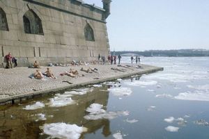 Meanwhile in Russia - весело подмечено