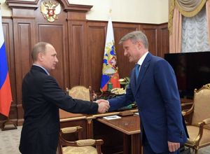 Греф получил орден от Путина