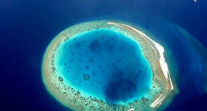Почему некоторые коралловые острова имеют круглую форму