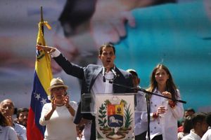 «Это будет последней ошибкой Мадуро»: Гуайдо пригрозил властям Венесуэлы «карой» в случае его ареста