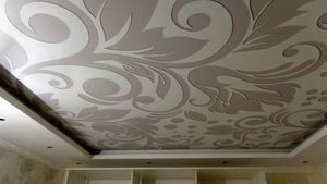 Достойный интерьер с тканевыми натяжными потолками