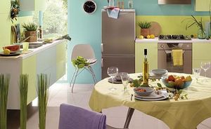 3 дизайна одной кухни: три цвета и стиля