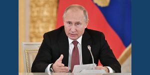 Путин решением о паспортах донбассу попал в болевой узел пятой колонны