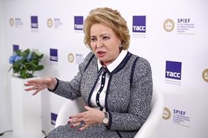 Матвиенко выступила против «оранжерейных условий» для женщин в госуправлении