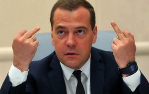 Медведева критиковать в России можно. Но какой прок в этом?