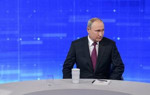 Путин: Согласен, что жить россиянам стало тяжелее
