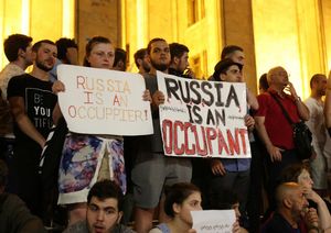 Диана кади о протестах в грузии: наказывать рублём