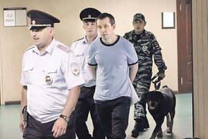 Если вытрясти заначки коррупционеров - всей страной полетим на Мальдивы