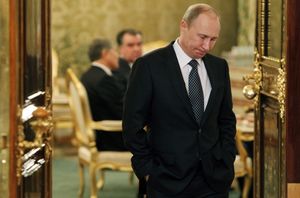 Путин хочет быть с Западом на равных, а не изгоем: политолог