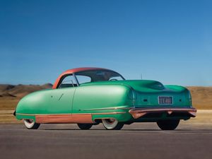 Вы удивитесь, когда узнаете, что этот концепт Chrysler Thunderbolt был создан в 1940 году