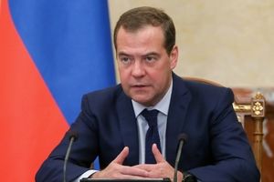 Дмитрий Медведев назвал сроки перехода на четырёхдневную рабочую неделю