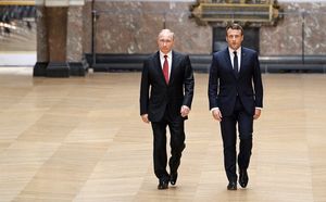 Макрон: Западной гегемонии в мире приходит конец! Главы МИД и вооружённых сил Франции в ближайшее время направятся в Россию