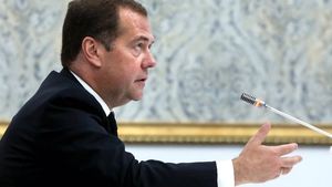 "Решение принято": Медведев пригрозил России масштабной диспансеризацией?