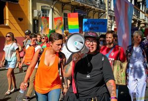 Полицаи, наци и обморок – в Одессе прошёл гей-парад