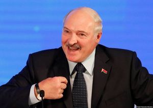 Лукашенко приказал закрыть границу с Украиной
