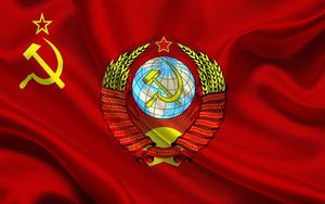 Странная империя Советский Союз, где национальные окраины жили за счёт метрополии