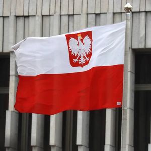 "Конфликт, не имеющий смысла". Польша выбирает в парламент противников России?