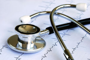 «Власть “улучшает” медицину репрессиями против врачей»