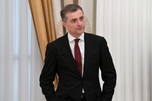 СМИ сообщили об уходе Владислава Суркова с госслужбы