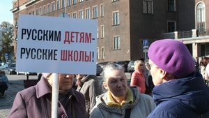 "И Крым был бы, и Донбасс": Украинец вышел из себя после упоминания о русском языке