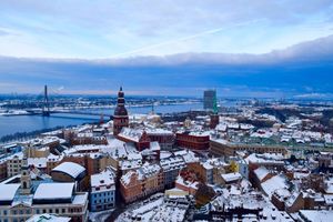 Что Прибалтике нужно сделать для спасения промышленности Латвии