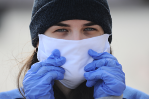 ВОЗ объявила медицинские маски не спасающими от коронавируса