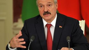 Лукашенко опять обиделся на русских. Скабеева в ответ по-доброму поддела Батьку