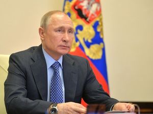 Коронавирус загоняет Путина в политический капкан