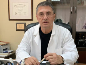 Доктор Мясников раскрыл неожиданный смысл ношения перчаток: защита не от коронавируса
