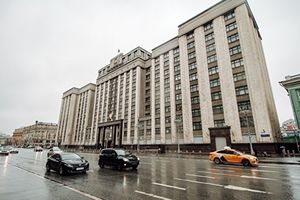 В Госдуму внесли законопроект, разрешающий ввоз в РФ дефицитных санкционных товаров