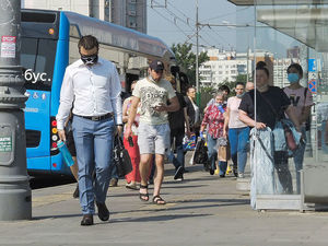 "Осторожно, город открывается": москвичи подумали, что коронавирус исчез