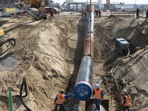 "Газпром" нашел новый способ дотянуть "Северный поток - 2" до Европы