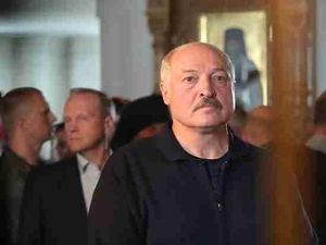 Крест для Лукашенко: эксперт объяснил замену главы белорусской церкви