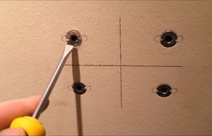 Как правильно извлечь дюбель из стены, чтобы не разворотить отверстие