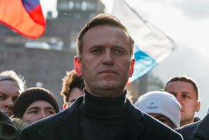Журналисты нашли возможную причину, из-за которой Навальный не спешит возвращаться в Москву