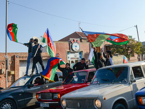 "Турки не остановятся": политолог оценил соглашение по Карабаху